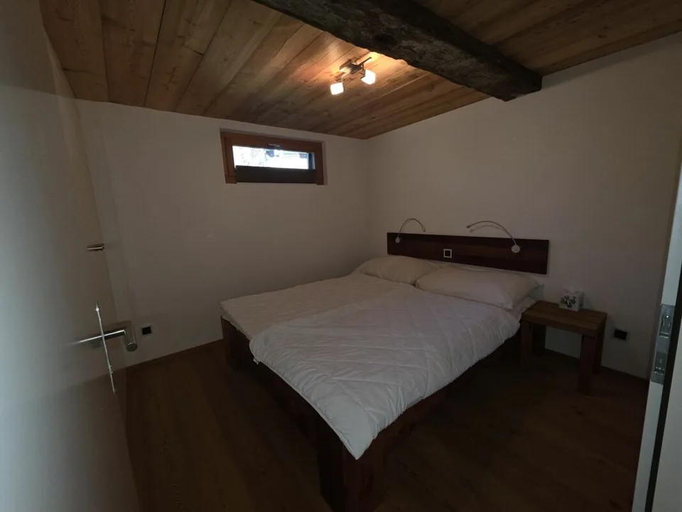 4 Pièces - Grange dans un excellent emplacement avec environnement – photo 10 sur 14