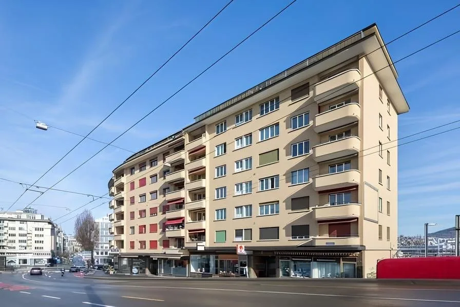 Attraktive Ladenfläche mit Schaufenster am Bundesplatz Luzern