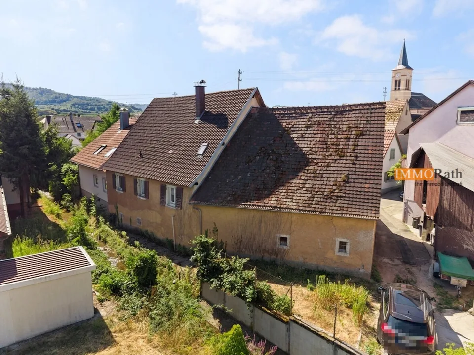 IMMORath.de  Historisches Schulhaus in absolut ruhiger Lage am Bach