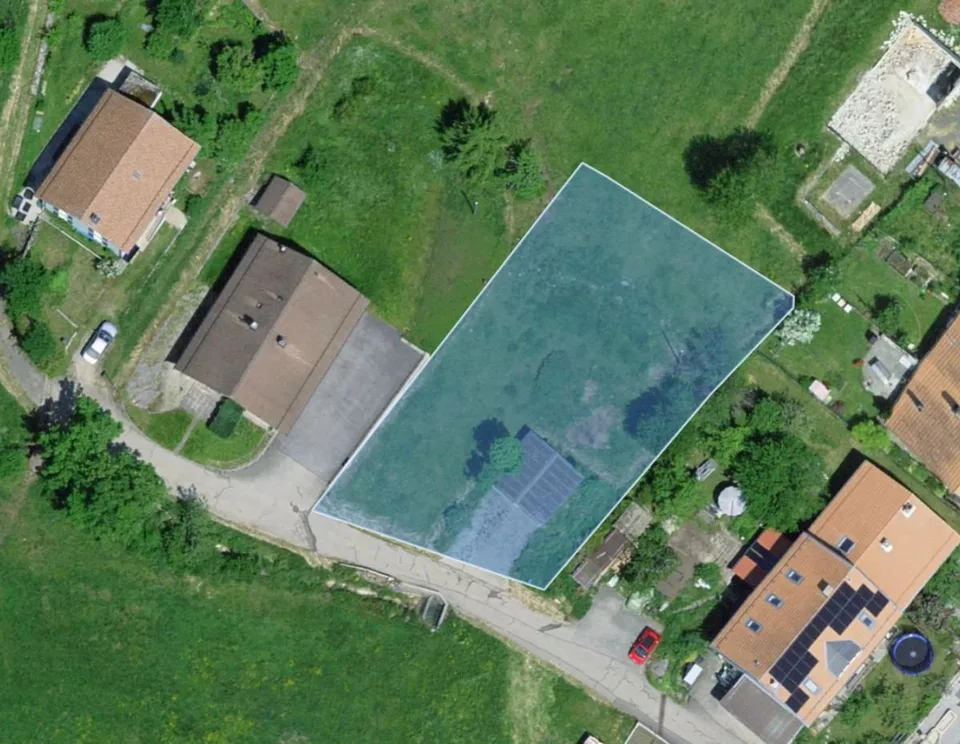 Terrain avec fort potentiel de développement résidentiel!