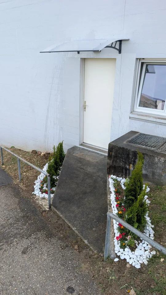 Schönes 3-Zimmer-Apartement modern mit Balkon + separatem Eingang – Foto 12 von 13