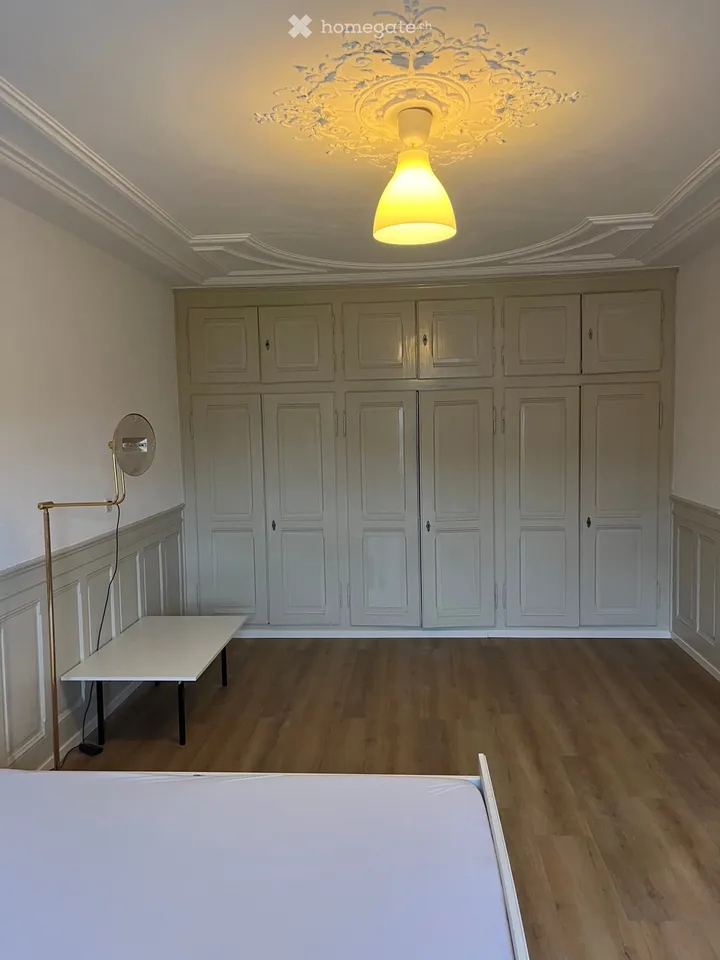 Zum vermieten WG Zimmer