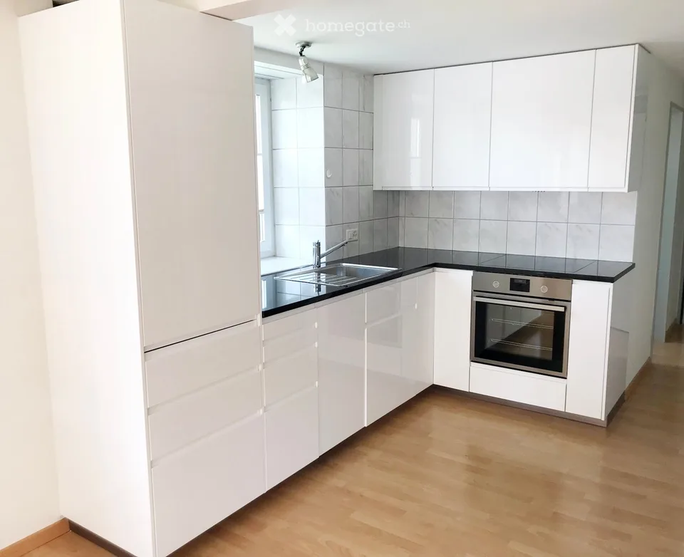 Helle Single-Wohnung im Loft-Stil per 01.09. oder n.V.