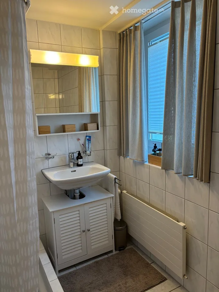 Helle Single-Wohnung im Loft-Stil per 01.09. oder n.V.