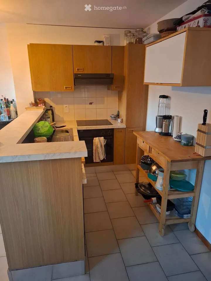 Charmant appartement en attique de 2 pièces à Perroy