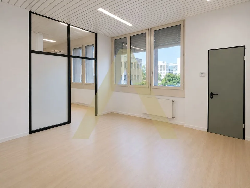 Bureau open space modulable au coeur du quartier d'affaires des Baumettes