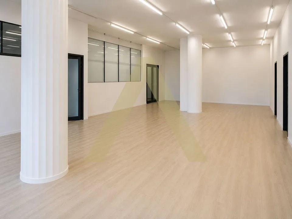 Bureau open space modulable au coeur du quartier d'affaires des Baumettes