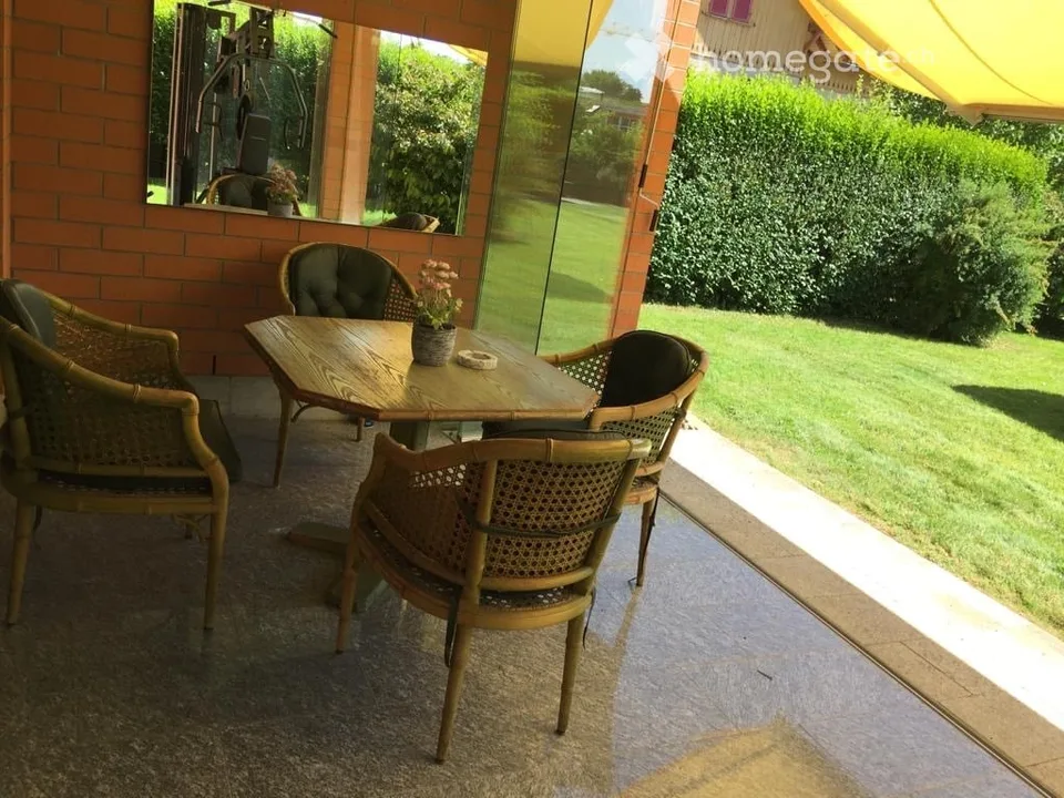 SINGLE ROOM IN SHARED LIVING SPACE  -WG WOHNGEMEINSCHAFT
