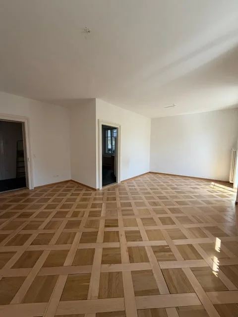 Appartamento di 4.5 locali con balcone a Biel