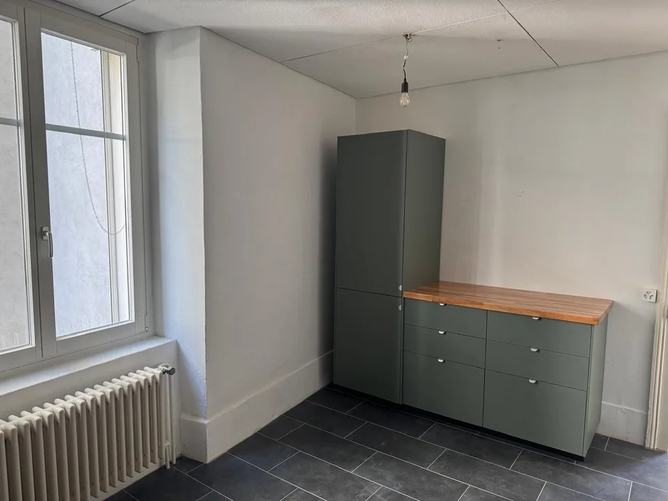 4.5 room apartment with balcony in Biel – photo 16 of 17