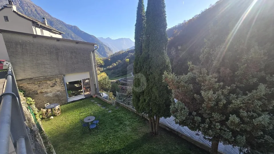 Spacious and sunny with large plot