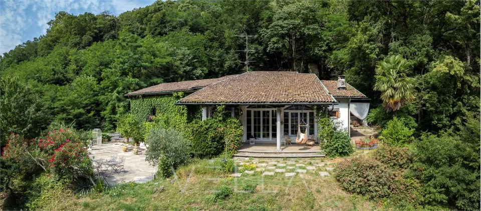 Un'oasi di charme con vista mozzafiato – foto 9 di 11