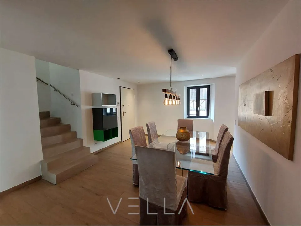 Dachwohnung-Duplex in historischem Haus – Foto 6 von 13