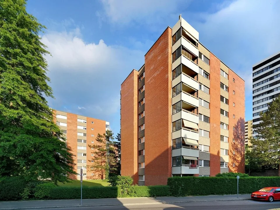 IDEALE SINGLE-WOHNUNG IM HIRZBRUNNENQUARTIER