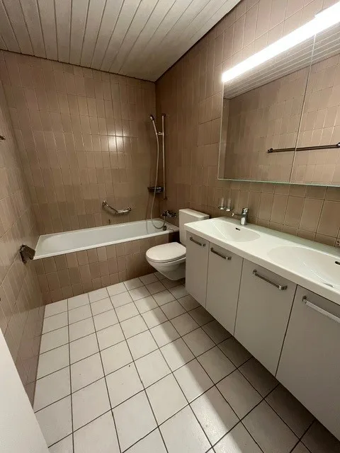 Zu vermieten grosse 5.5-Zimmerwohnung mit Sonnenterrasse in Konolfingen