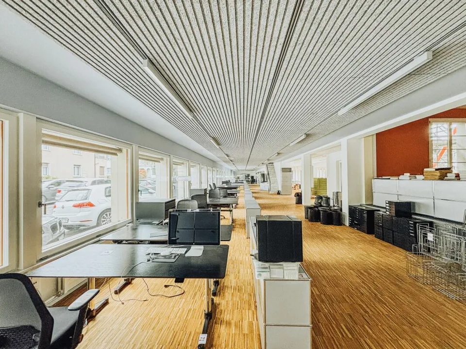 Espace commercial de haute qualité au rez-de-chaussée