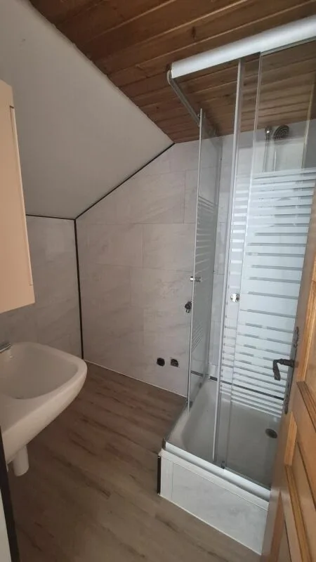 Wohnung mit 6,5 Zimmern und privatem Garten – Foto 12 von 17