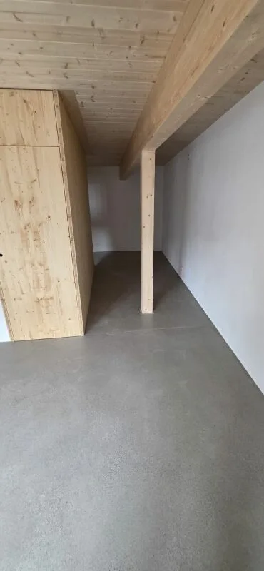 Nuovo appartamento duplex 2.5 locali in affitto a Thörishaus!