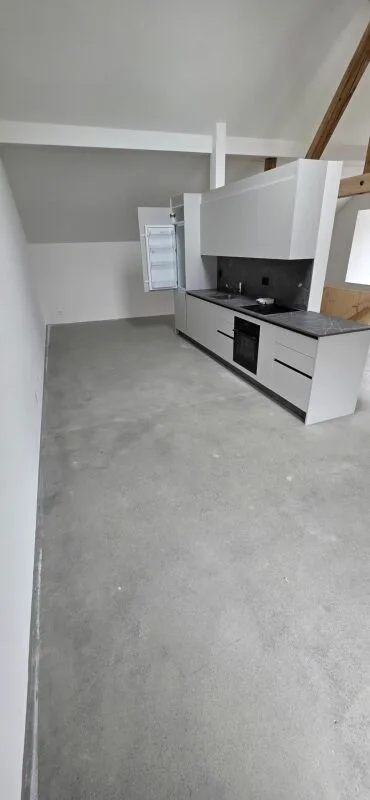 Nuovo appartamento duplex di 4.5 locali in affitto a Thörishaus!