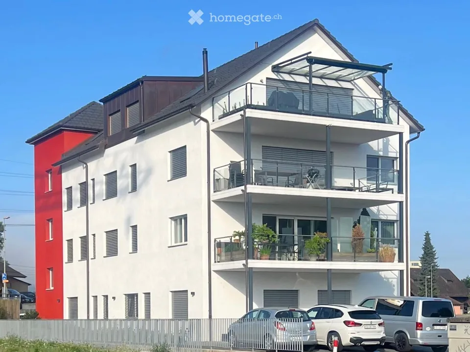 Exklusive 3.5-Zimmer-Eigentumswohnung mit 15 m² Büro und 23.5 m² Balkon