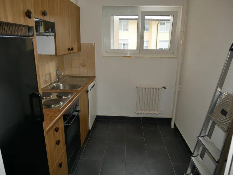 Appartement 4 pièces lumineux avec balcon à Dulliken – disponible à partir d'octobre 2026