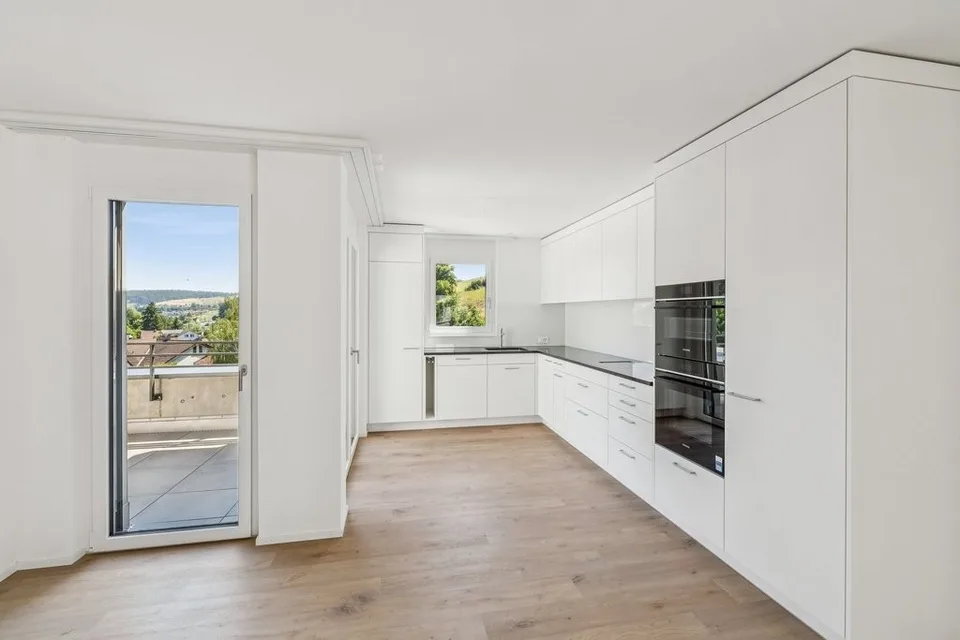 ERSTVERMIETUNG - exklusive Attikawohnung mit 3 Terrassen