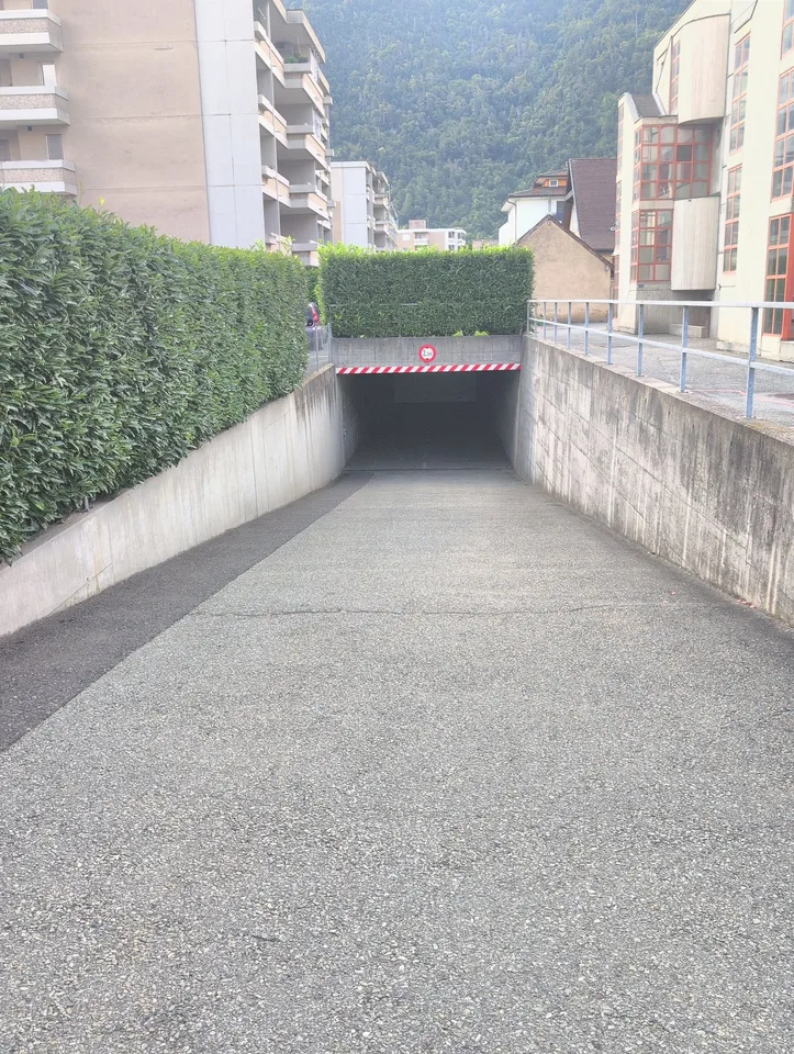 À louer ! À 2 minutes de la Gare à Martigny, des places de parc intérieures !