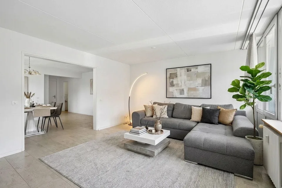 Wohnen über den Dächern von Baden - Exklusive 2.5-Zimmer-Wohnung mit Weitblick