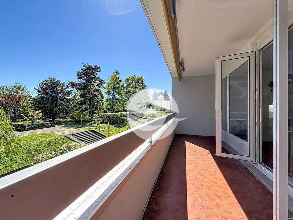 Magnifique appartement traversant de 4.5 pièces