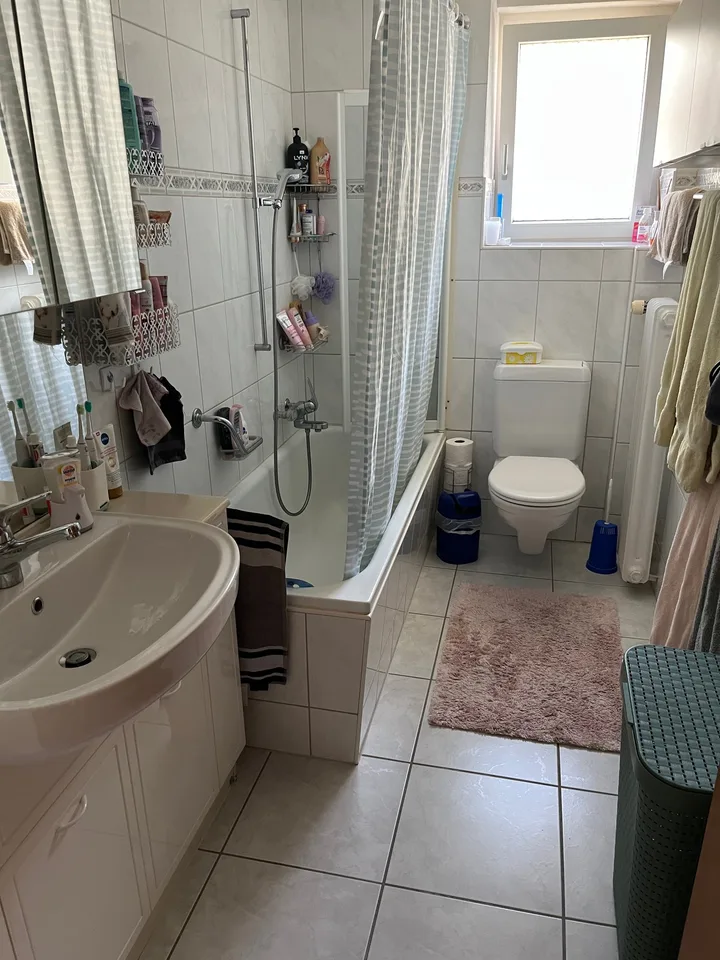 Casa multifamiliare con 4 appartamenti in una posizione incantevole direttamente sul fiume Aare. – foto 13 di 30