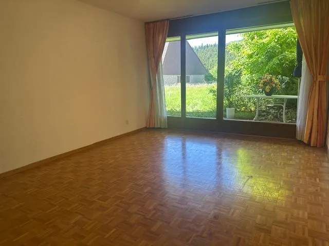 Appartamento di due e mezzo locali con terrazza a St-Cergue