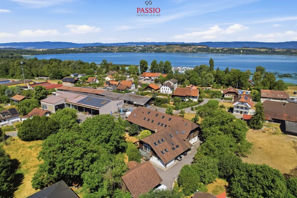 Wohn- und Gewerbeliegenschaft mit Entwicklungspotenzial am Murtensee
