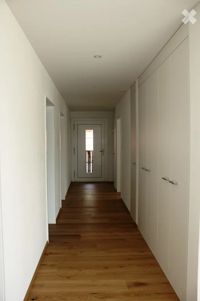 Helle, ruhige, rollstuhlgängige grosse 3 1/2 Zimmerwohnung