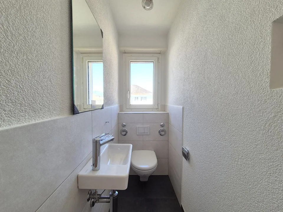 Appartement 4 pièces totally rénové, 2e étage à droite