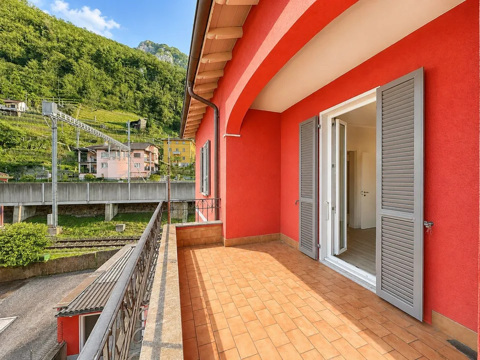 Comfortable 3.5-room apartment just a few minutes' walk from the center of Bellinzona