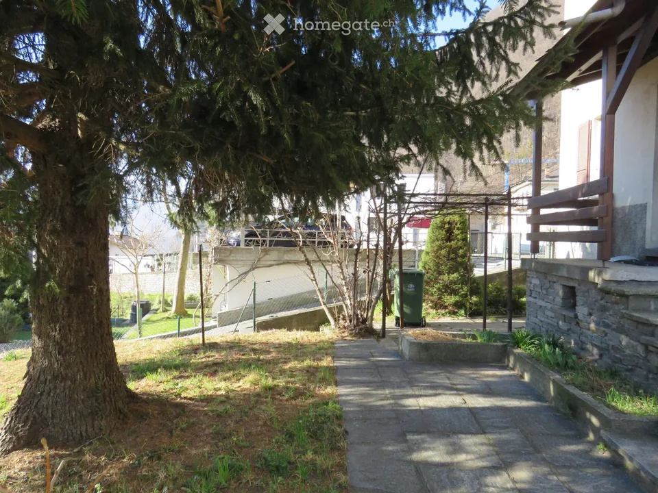 Maison tessinoise à rénover - avec terrain
