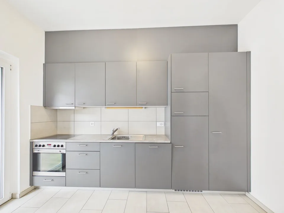 Bello appartamento di 3.5 locali con balcone a Boécourt