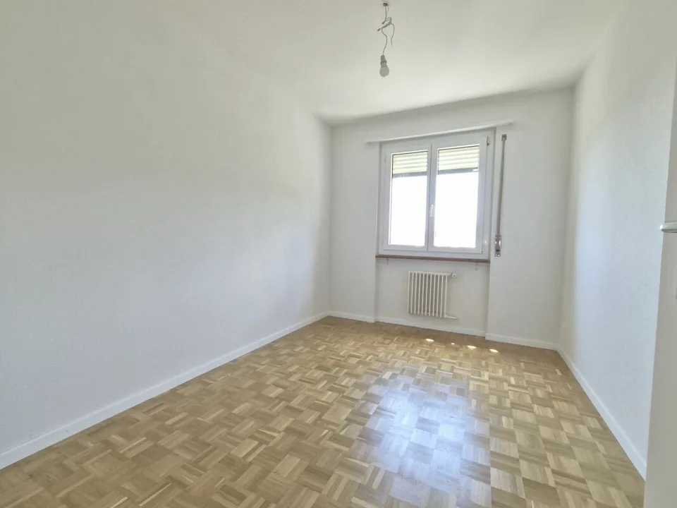 Rénové ! Appartement de 4 pièces au 7ème étage