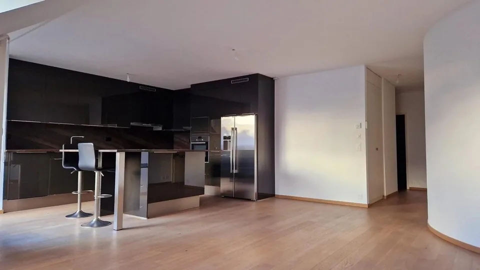 CHÊNE-BOURG | SCHÖNES 4-ZIMMER-APARTMENT IM DACHGESCHOSS