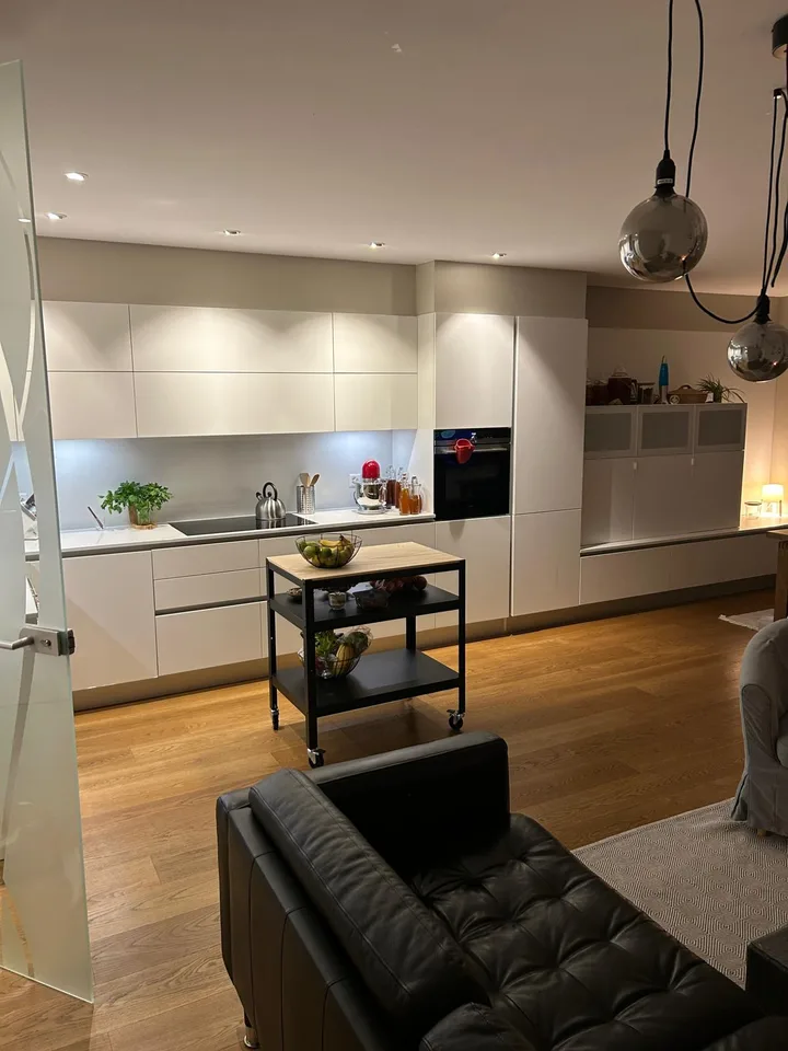Prächtige Wohnung in Cadempino mit Panoramablick und Garten