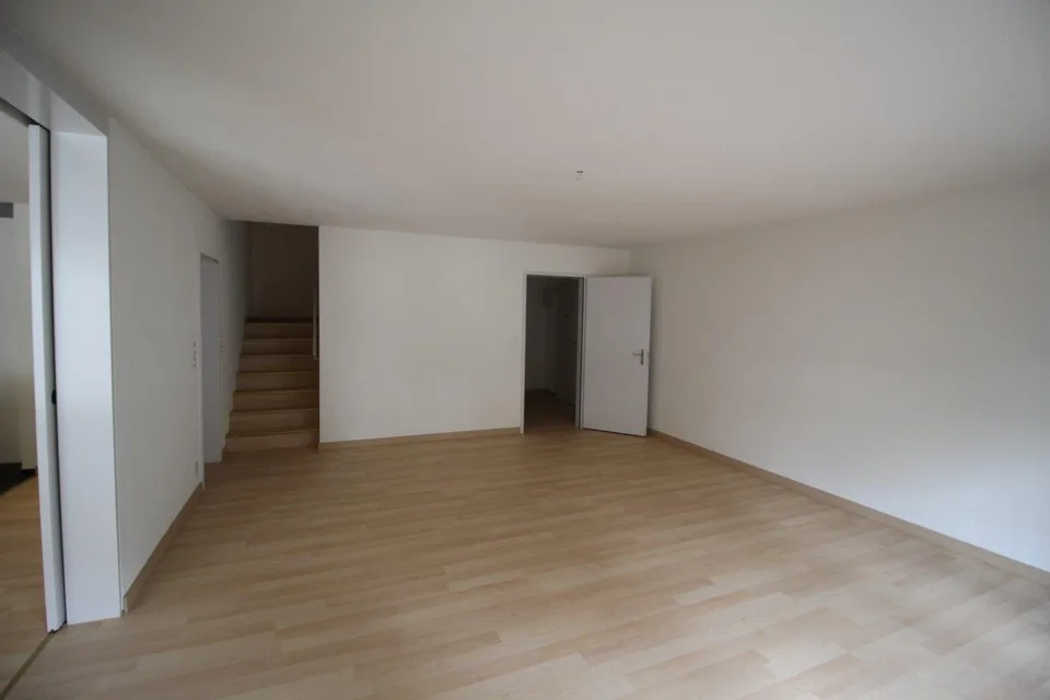 Maisonnette avec beaucoup d'espace et une terrasse magnifique