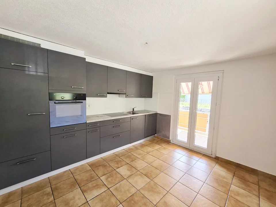 5,5 Zimmer renoviert mit geräumigen Volumen