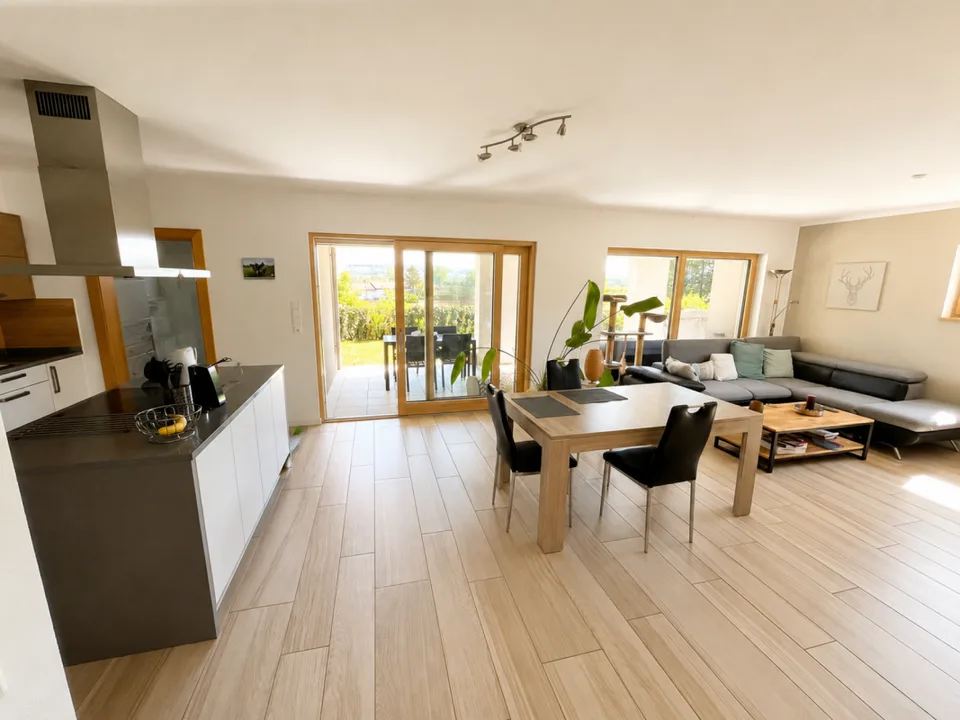 Prächtige Wohnung mit Garten in St-Aubin