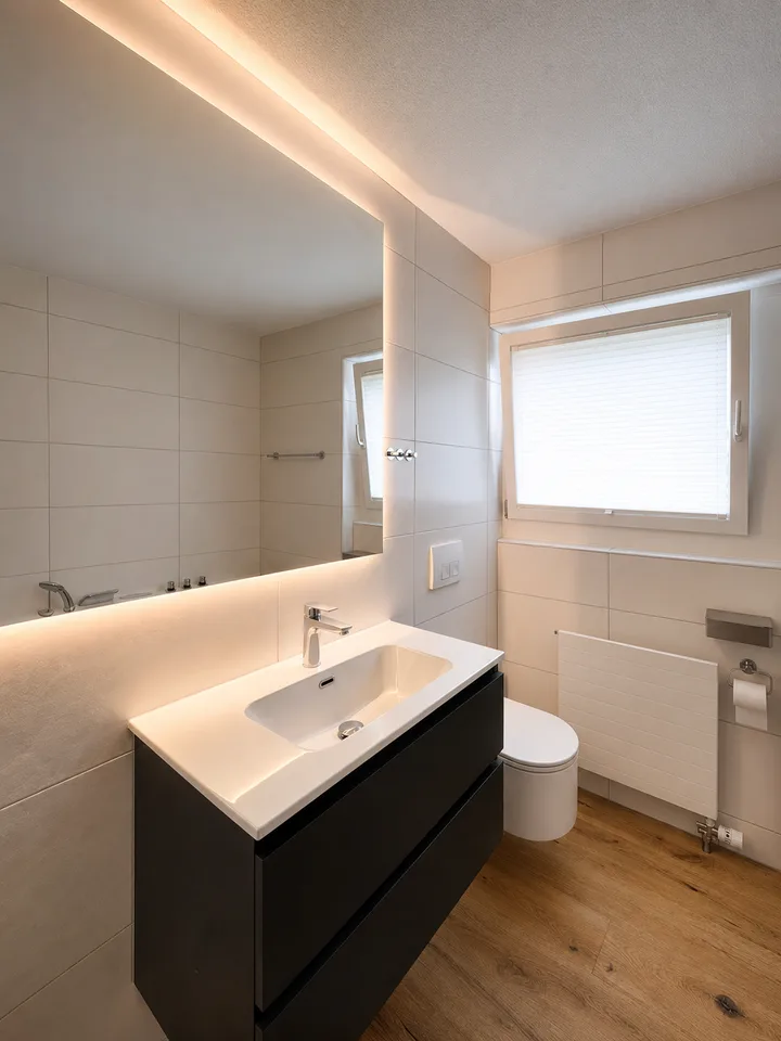7.5-room owner-occupied apartment with unobstructable lake and mountain view! – photo 7 of 14