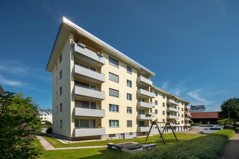 Abstellplatz in Jona zu vermieten.