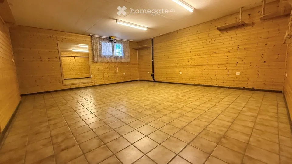 Detached 6½-room single-family house with large garden and development potential in Berg SG – photo 15 of 18