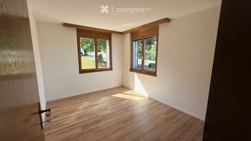 Detached 6½-room single-family house with large garden and development potential in Berg SG – photo 9 of 18