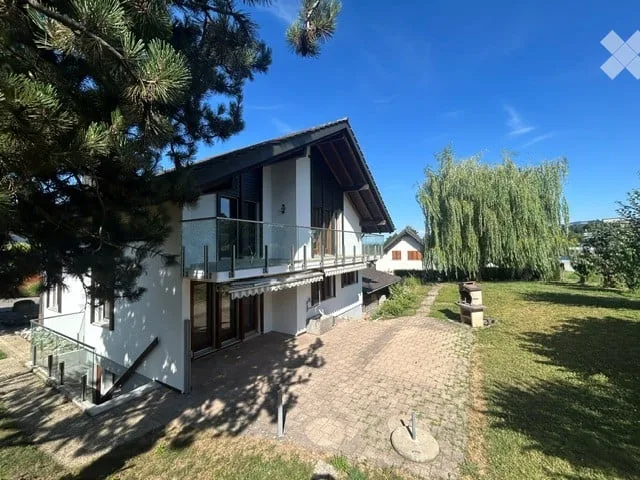 Casa unifamiliare di 6½ locali con grande giardino e potenziale di ampliamento a Berg SG