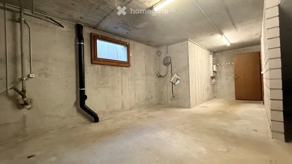 Detached 6½-room single-family house with large garden and development potential in Berg SG – photo 16 of 18