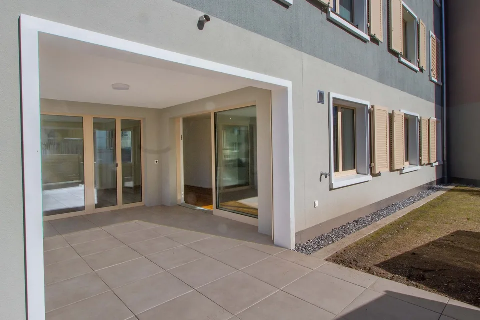 Affitto di costruzione nuova | Appartamento moderno 2.5 locali con posto giardino